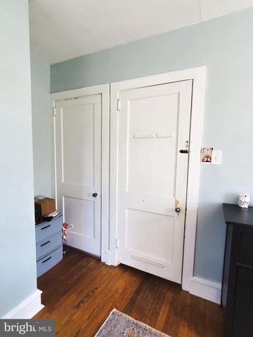 9 W GARRISON RD, Brookhaven, PA 19015