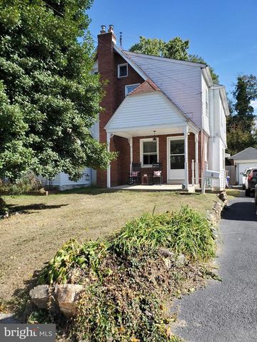 9 W GARRISON RD, Brookhaven, PA 19015