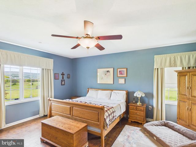 1501 KNOXLYN ORRTANNA RD, Orrtanna, PA 17353