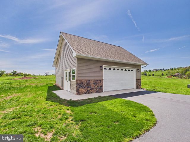 1501 KNOXLYN ORRTANNA RD, Orrtanna, PA 17353