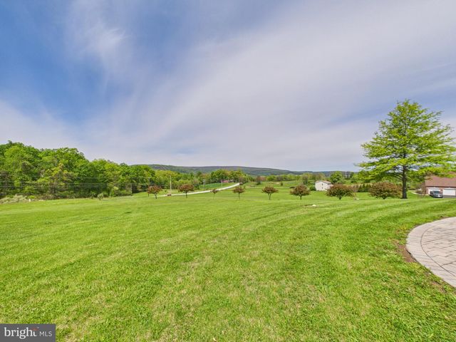 1501 KNOXLYN ORRTANNA RD, Orrtanna, PA 17353