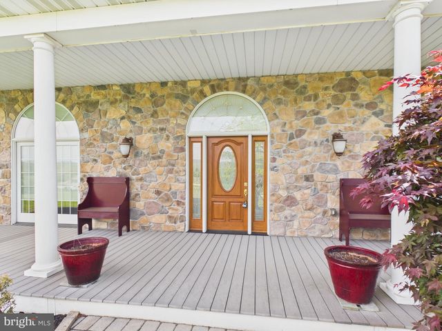 1501 KNOXLYN ORRTANNA RD, Orrtanna, PA 17353