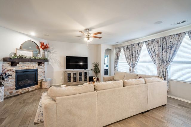 2305 Horizon Rd, Midland, TX 79705