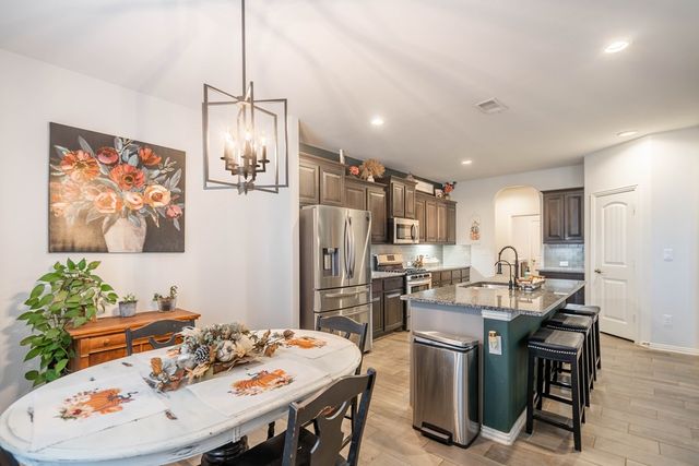 2305 Horizon Rd, Midland, TX 79705