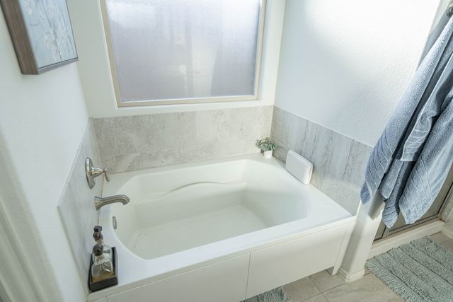 2305 Horizon Rd, Midland, TX 79705