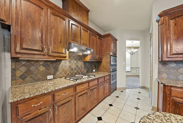 2245 Homestead Lane, Plano, TX 75025