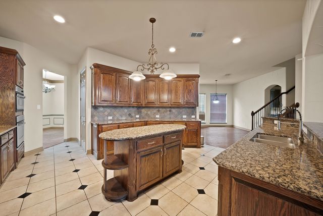2245 Homestead Lane, Plano, TX 75025