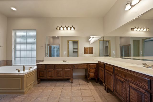 2245 Homestead Lane, Plano, TX 75025