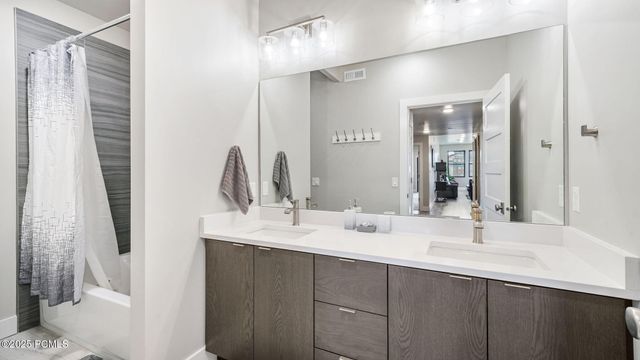 1145 W Helling Circle 203, Heber City, UT 84032