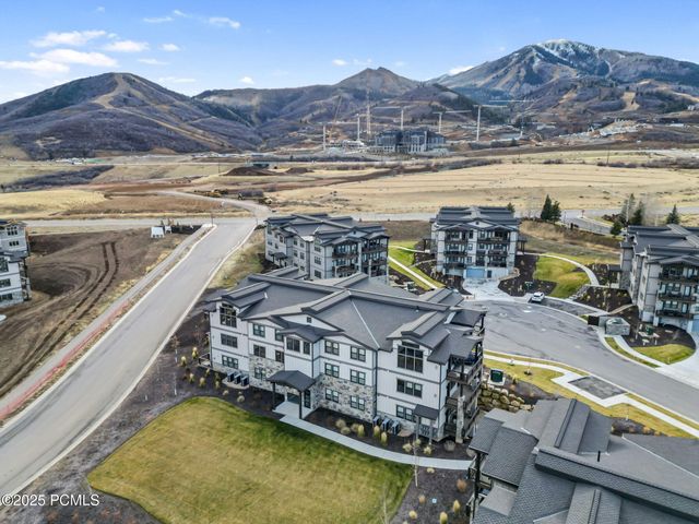 1145 W Helling Circle 203, Heber City, UT 84032
