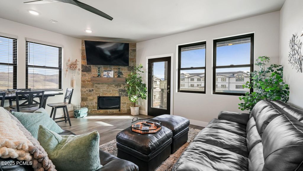 1145 W Helling Circle 203, Heber City, UT 84032