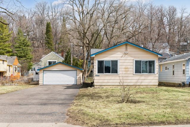 3046 Julia Way, Mound, MN 55364