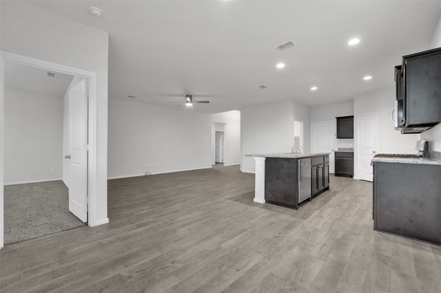 312 Youngblood Lane, Fort Worth, TX 76131