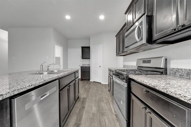 312 Youngblood Lane, Fort Worth, TX 76131