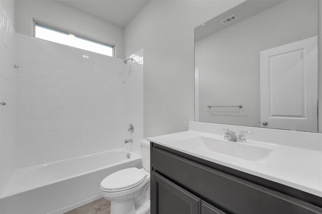 312 Youngblood Lane, Fort Worth, TX 76131