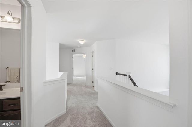 446 LANCER DR, Columbia, PA 17512