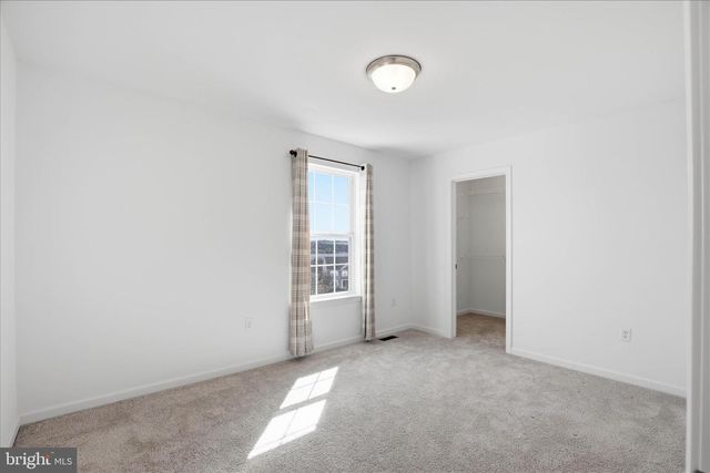 446 LANCER DR, Columbia, PA 17512