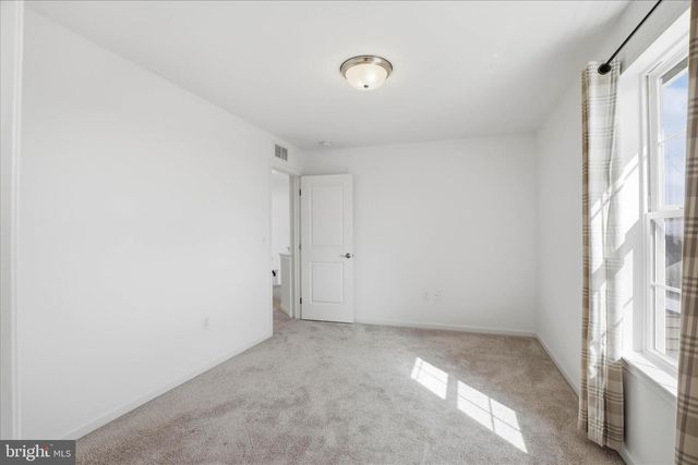 446 LANCER DR, Columbia, PA 17512