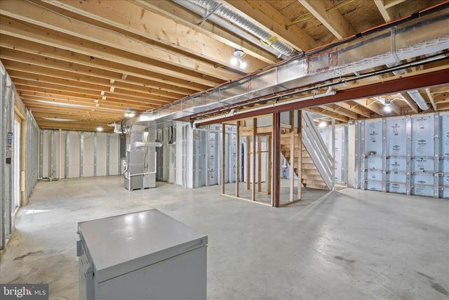 446 LANCER DR, Columbia, PA 17512