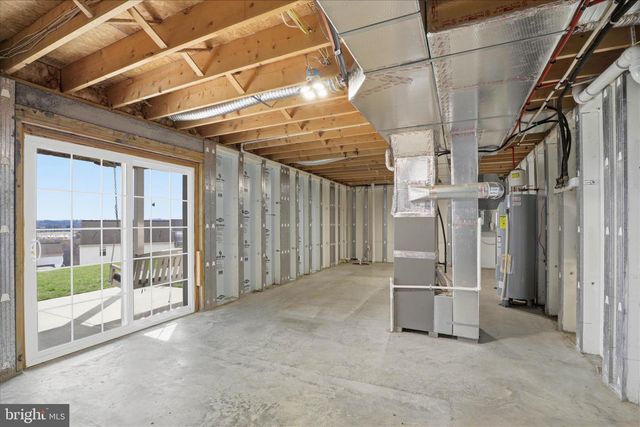 446 LANCER DR, Columbia, PA 17512