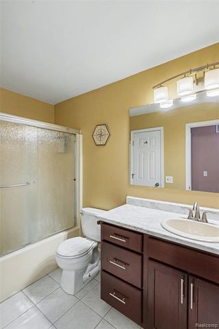 761 Peppermill Circle, Lapeer, MI 48446