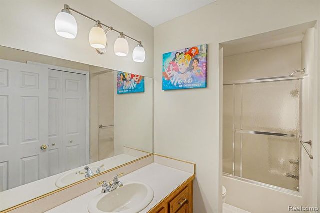 761 Peppermill Circle, Lapeer, MI 48446
