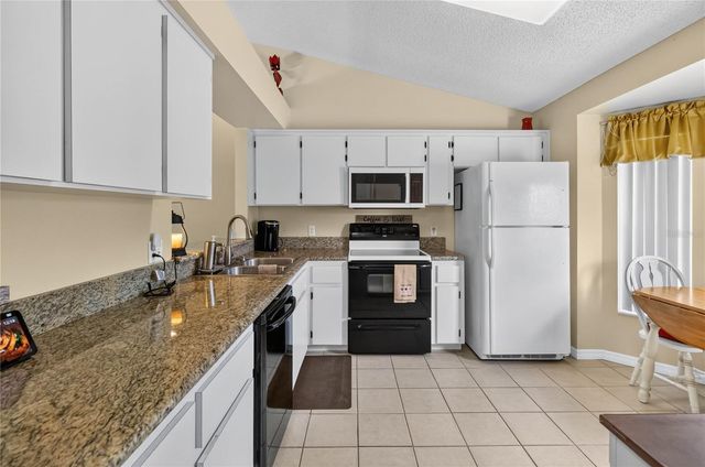 3219 VILLA WAY CIRCLE, St Cloud, FL 34769