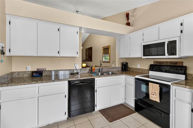 3219 VILLA WAY CIRCLE, St Cloud, FL 34769