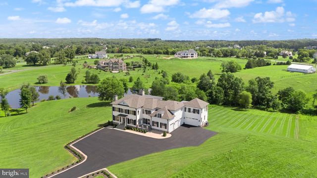 23060 MUNSUN, Leesburg, VA 20175