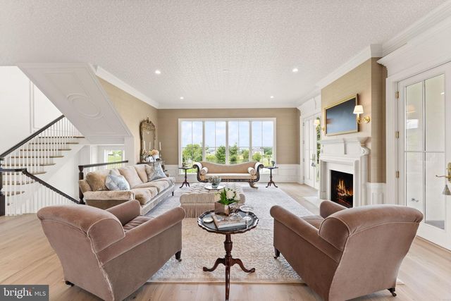 23060 MUNSUN, Leesburg, VA 20175