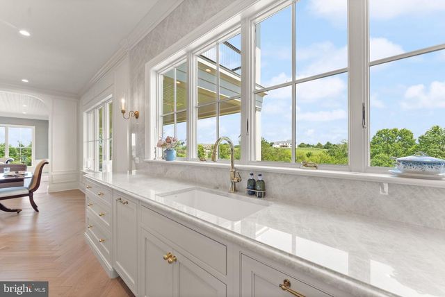 23060 MUNSUN, Leesburg, VA 20175