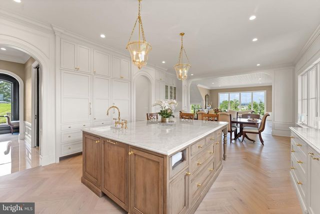 23060 MUNSUN, Leesburg, VA 20175