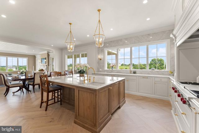 23060 MUNSUN, Leesburg, VA 20175
