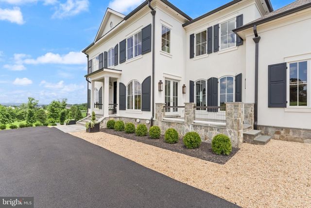 23060 MUNSUN, Leesburg, VA 20175