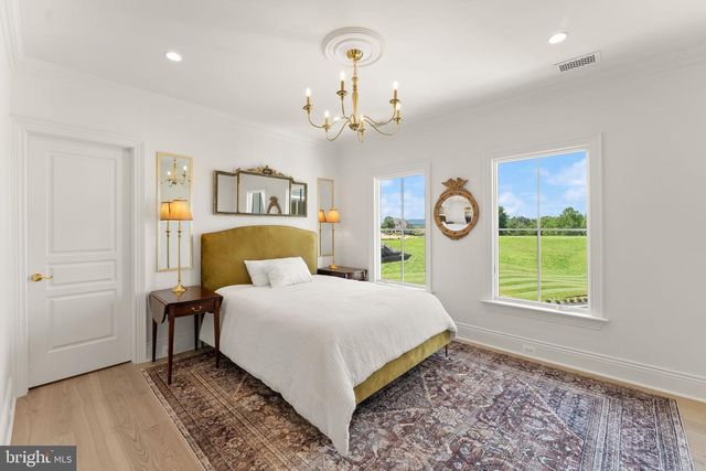 23060 MUNSUN, Leesburg, VA 20175