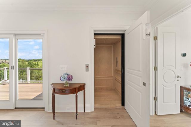 23060 MUNSUN, Leesburg, VA 20175
