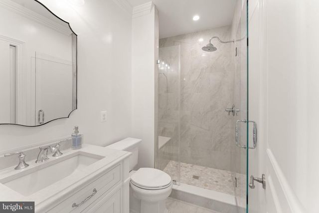 23060 MUNSUN, Leesburg, VA 20175
