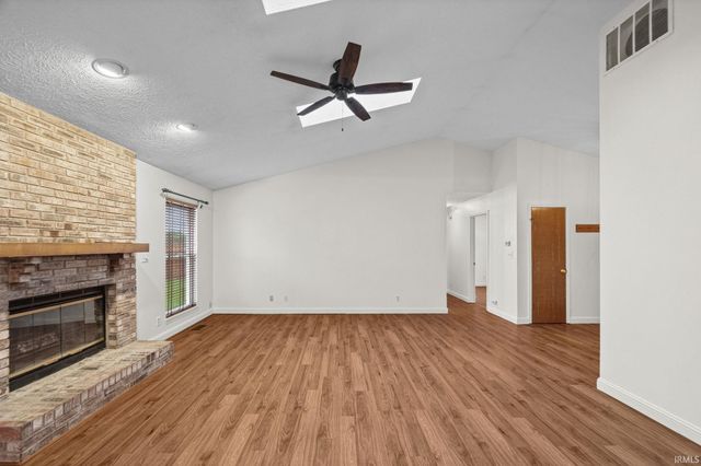 5828 BITTERSWEET Drive, West Lafayette, IN 47906