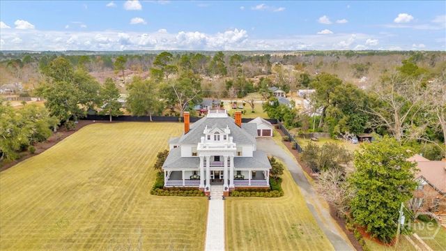 416 W Church Street, Swainsboro, GA 30401