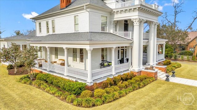 416 W Church Street, Swainsboro, GA 30401