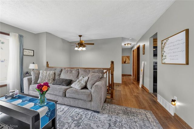 335 Bayshore Drive, Eastlake, OH 44095