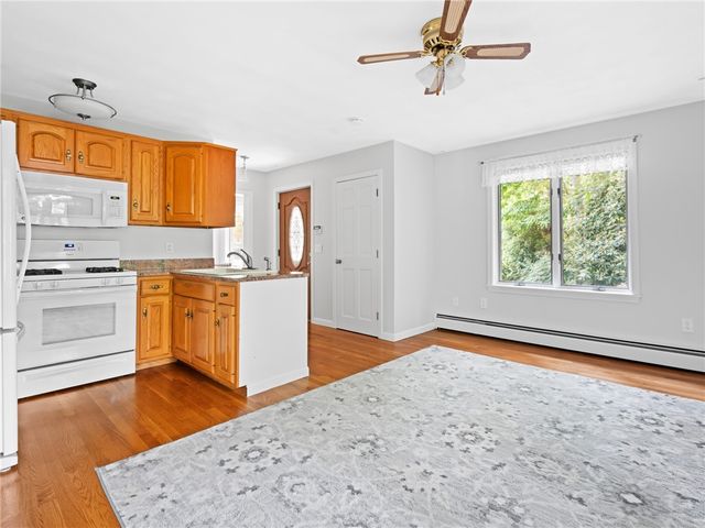 154 Beechwood Drive, Cranston, RI 02921