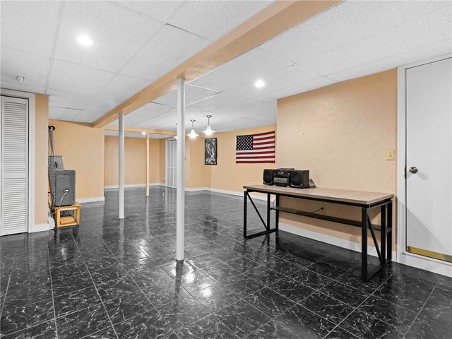 154 Beechwood Drive, Cranston, RI 02921