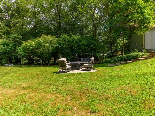 154 Beechwood Drive, Cranston, RI 02921