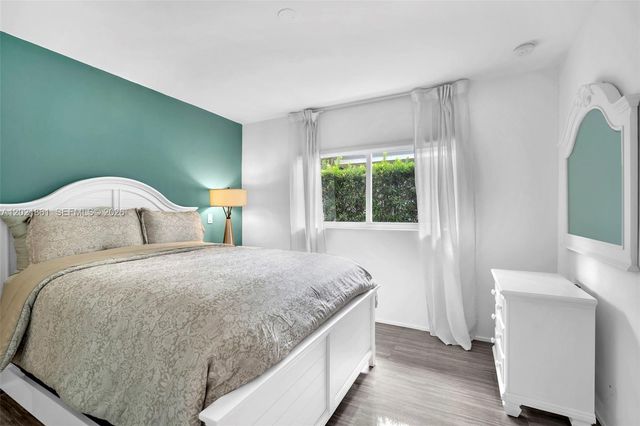 203 Ridgewood Rd, Coral Gables, FL 33133