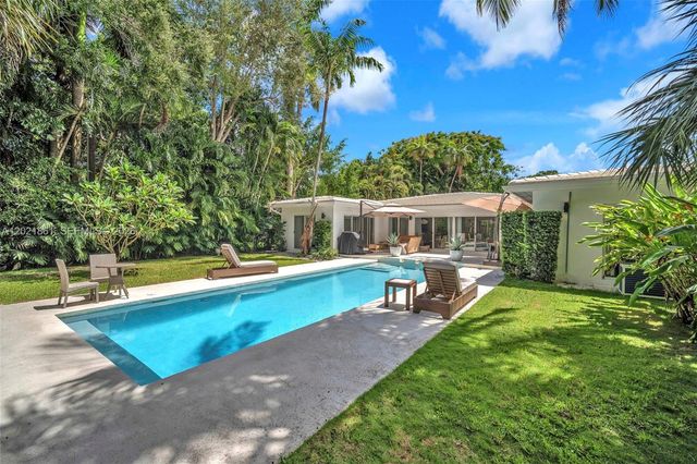203 Ridgewood Rd, Coral Gables, FL 33133