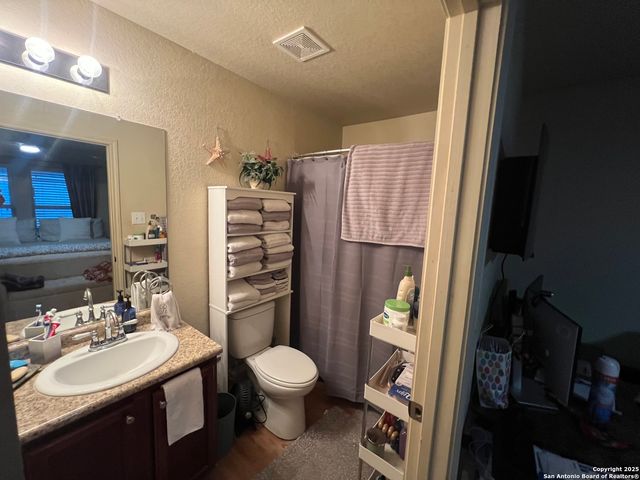 6827 Freedom Ridge, San Antonio, TX 78242