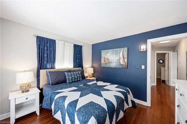 547 101st AVE N, Naples, FL 34108