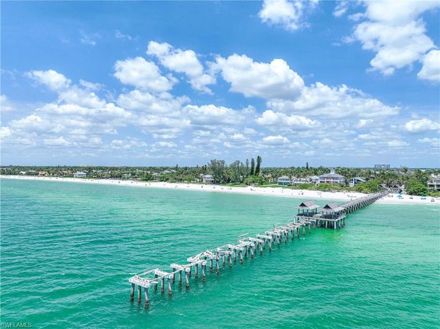 547 101st AVE N, Naples, FL 34108