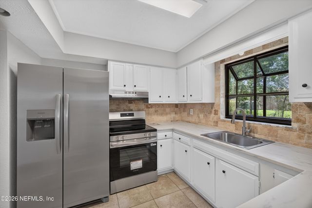7453 JADE Drive N, Jacksonville, FL 32210
